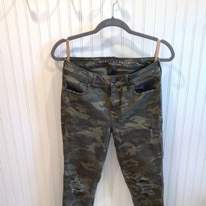American Eagle Camo Jeggings
